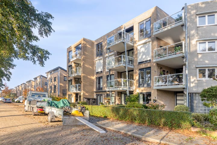 Foto 2 van Commissarislaan 102