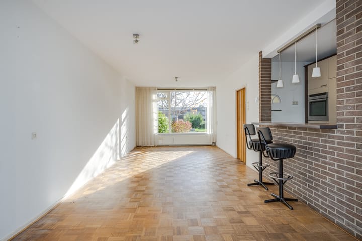 Photo 4 of Professor Van der Waalslaan 16