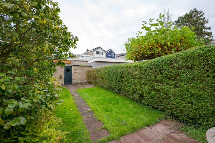 Photo 26 of Professor Van der Waalslaan 16