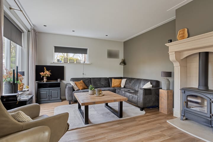 Foto 6 van Van der Duyn van Maasdamstraat 30