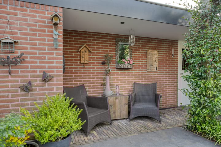 Foto 28 van Van der Duyn van Maasdamstraat 30