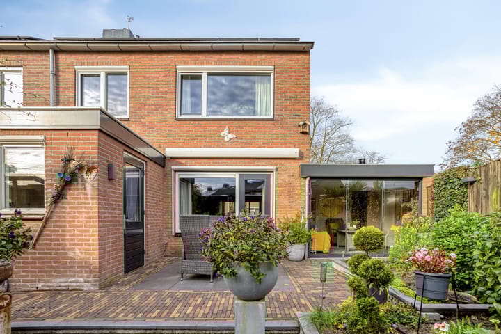 Foto 29 van Van der Duyn van Maasdamstraat 30