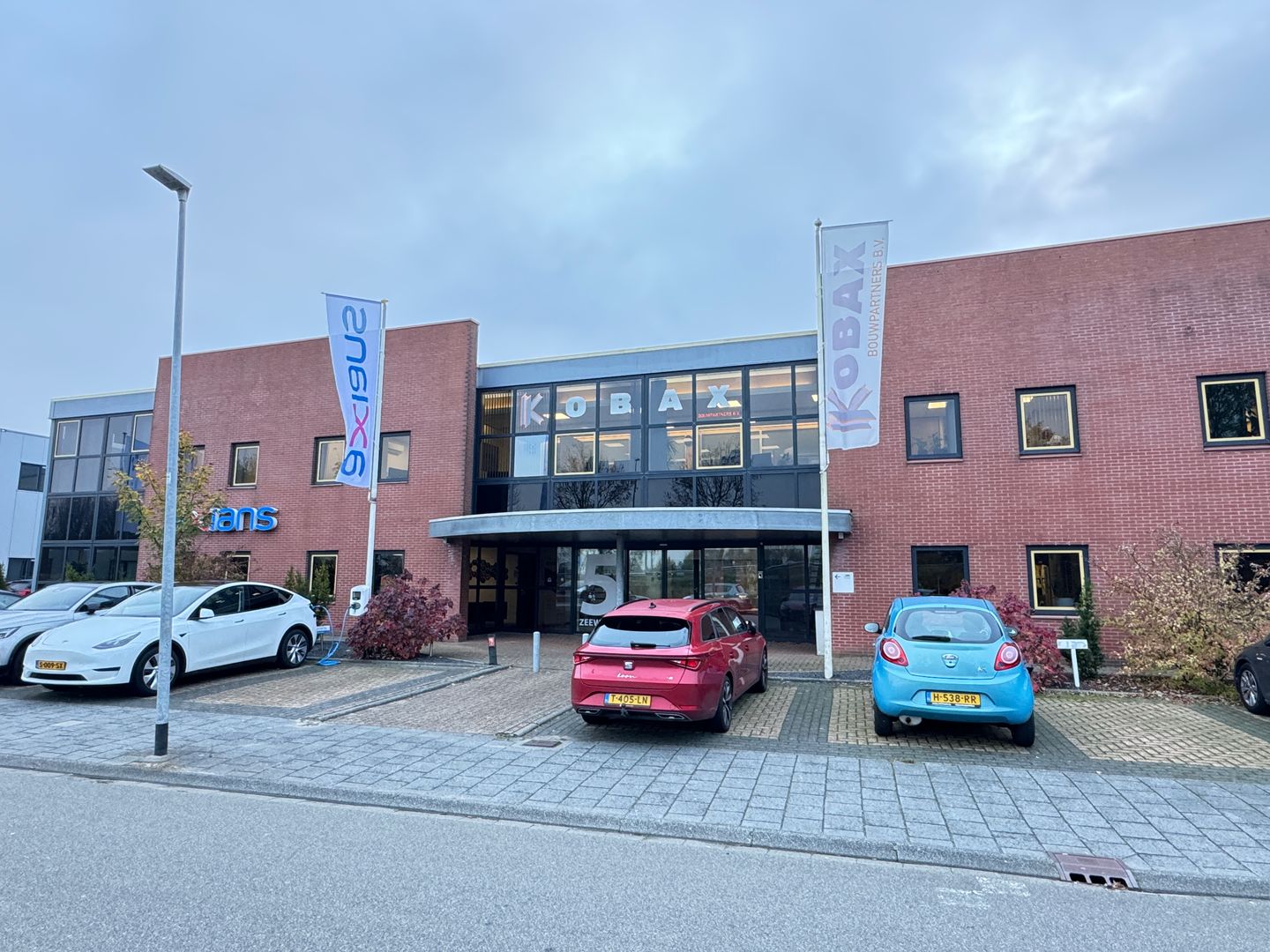 View photo 1 of Zeewinde 5