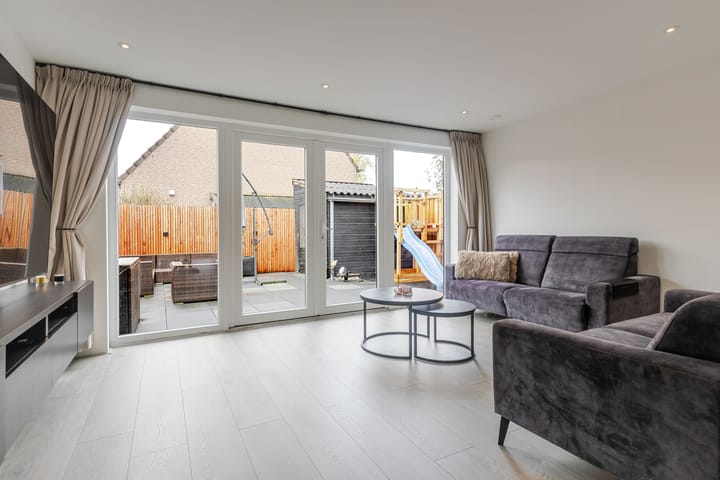 Photo 15 of Reaal 52