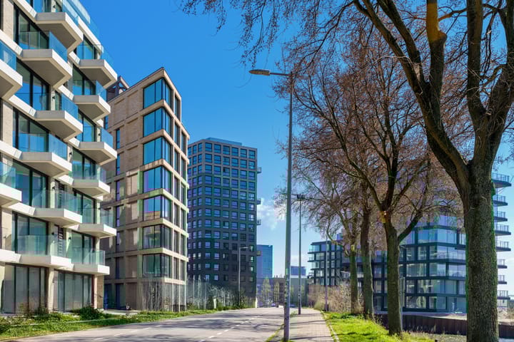 Photo 23 of Grasweg 484