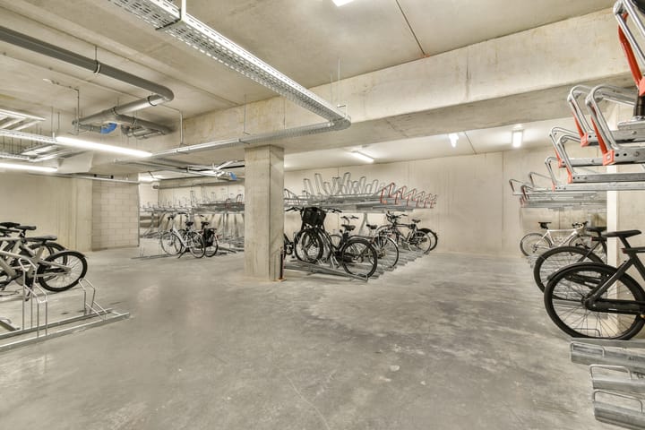 Photo 30 of Grasweg 484