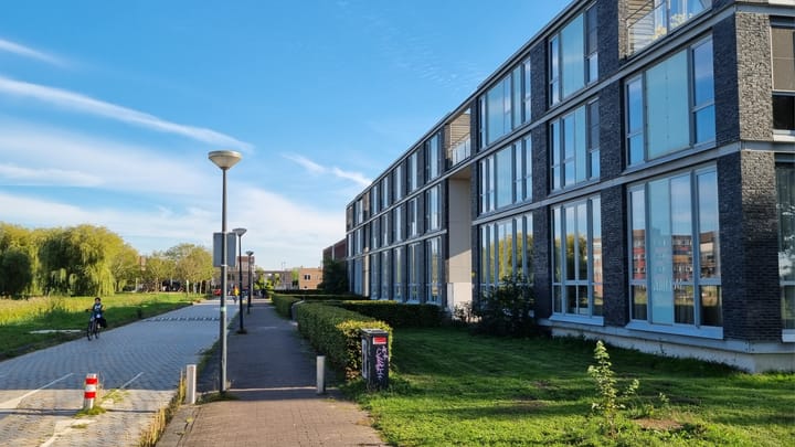 Foto 30 van Oeverzeggestraat 64