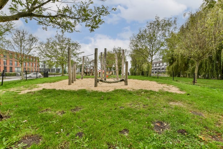 Foto 34 van Oeverzeggestraat 64