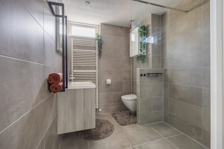 Photo 4 of Wijdenesstraat 15