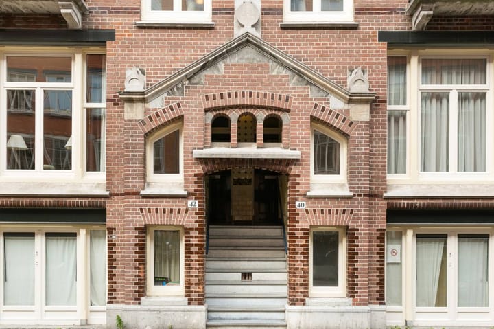 Foto 2 van Ruysdaelstraat 42-2