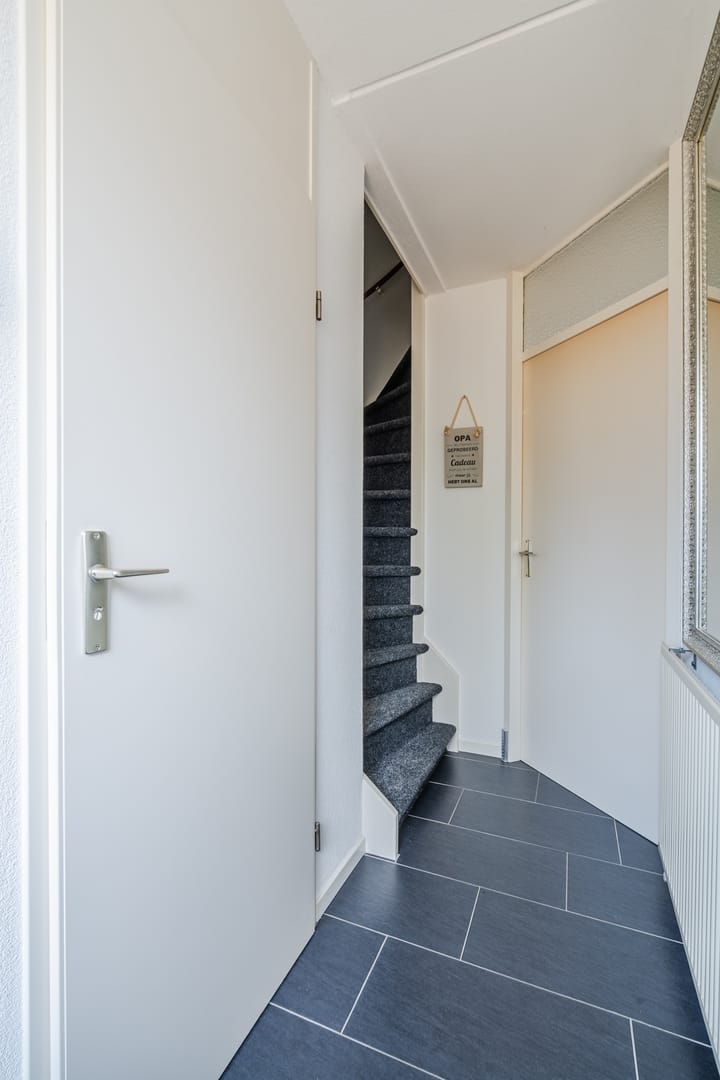 Photo 8 of Haagwinde 24