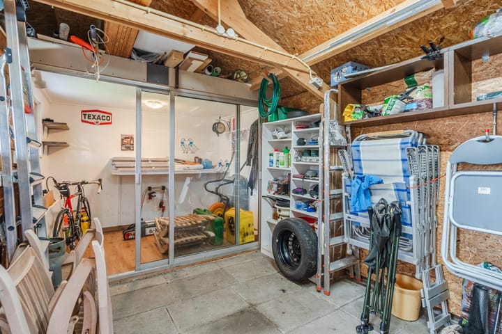 Photo 38 of Haagwinde 24