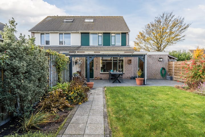 Photo 41 of Haagwinde 24