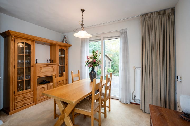 Photo 10 of Westeinde 25