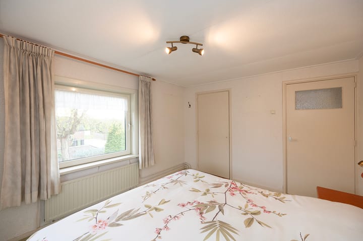 Photo 30 of Westeinde 25