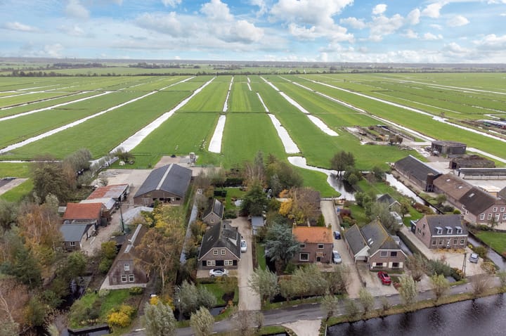 Photo 42 of Westeinde 25