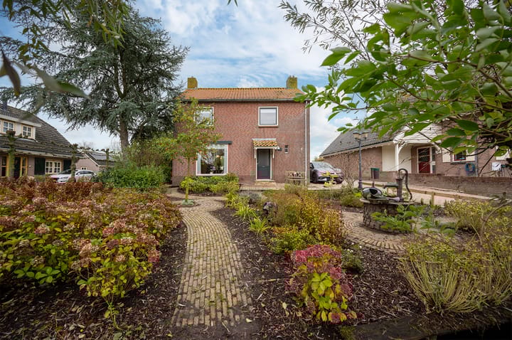 Photo 44 of Westeinde 25