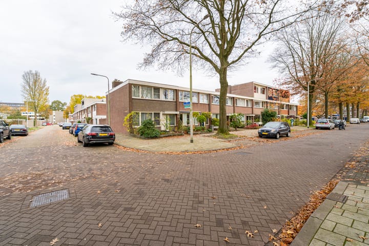 Photo 25 of Slot Mathenessestraat 18