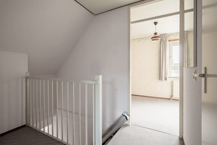 Photo 14 of Kamille 2