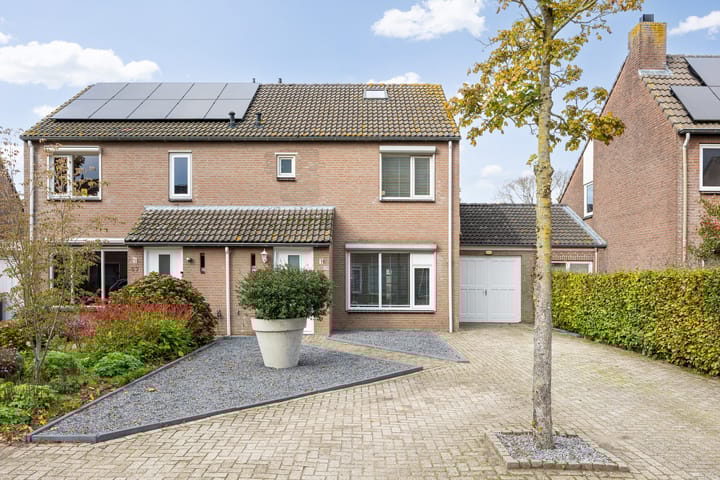 Photo 2 of Willibrordusweg 39