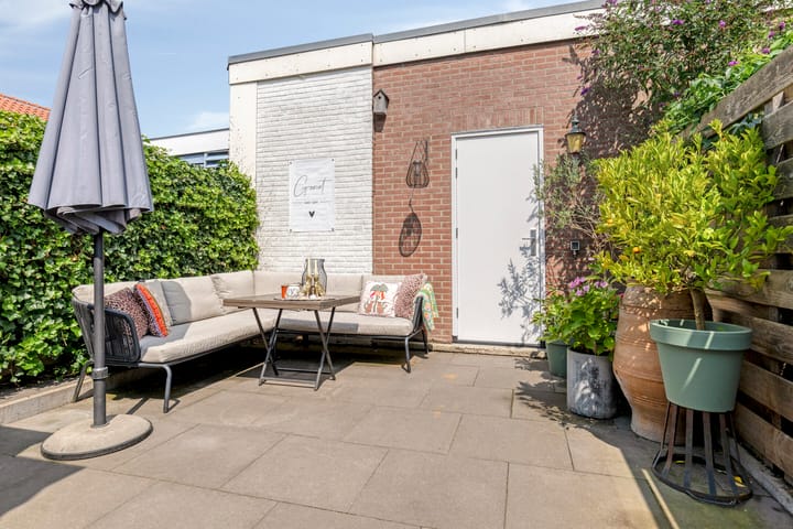 Foto 25 van Oranjestraat 53