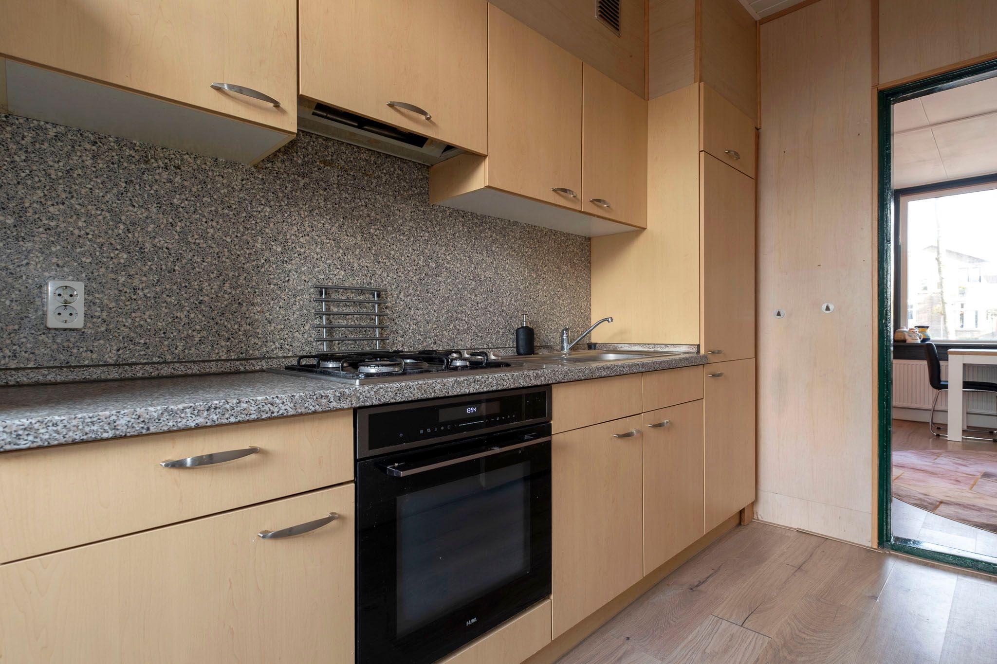 Foto 9 van Kanaalweg 48