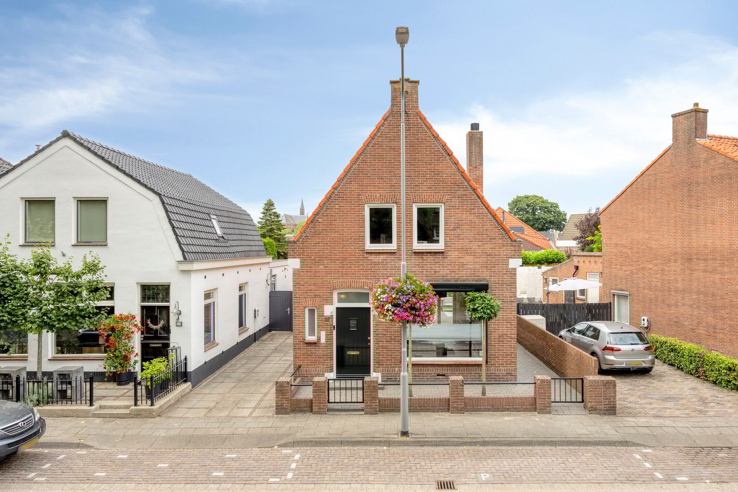 Photo 5 of Adelstraat 25