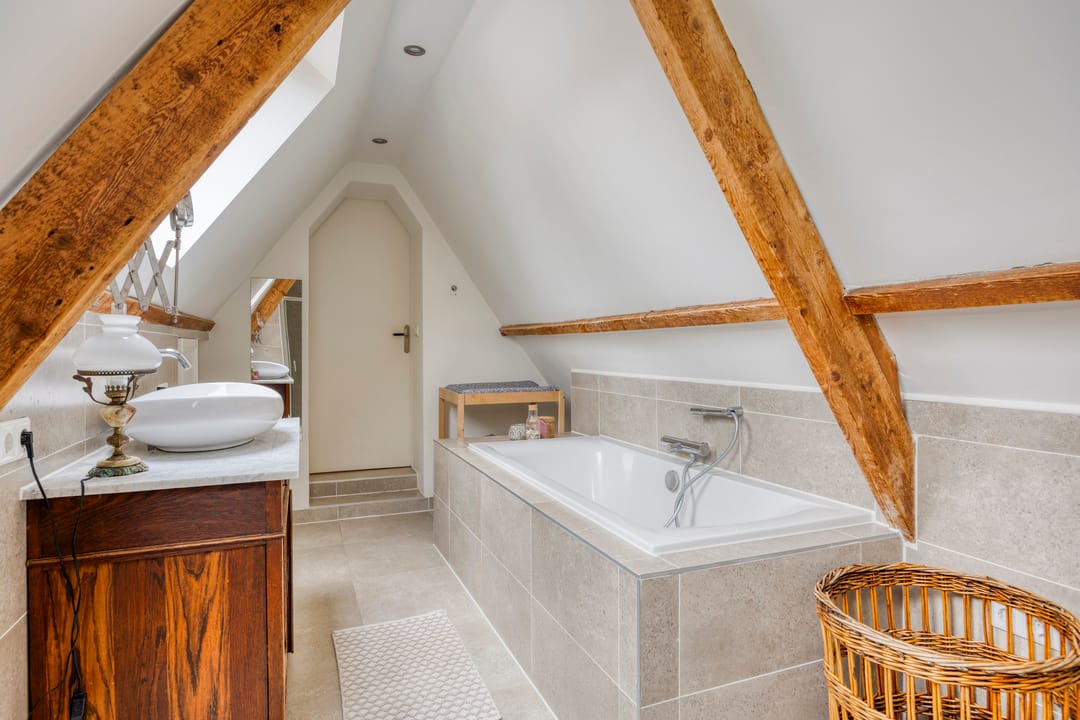 Photo 28 of Adelstraat 25