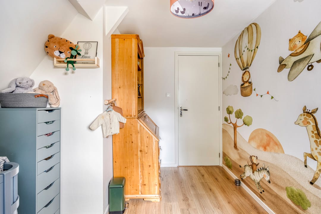 Photo 31 of Adelstraat 25