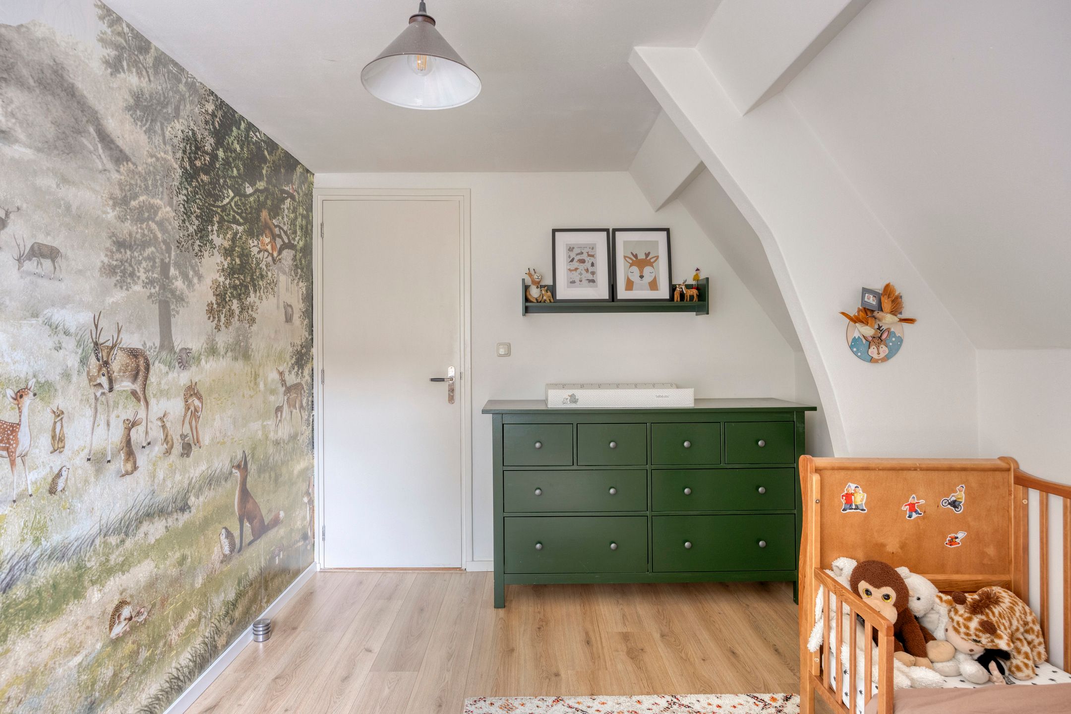 Photo 33 of Adelstraat 25