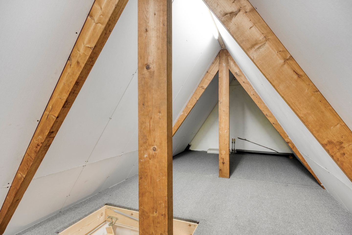 Photo 34 of Adelstraat 25