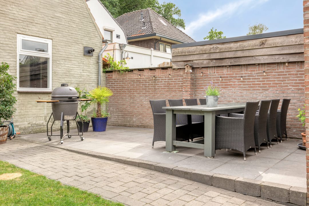 Photo 37 of Adelstraat 25