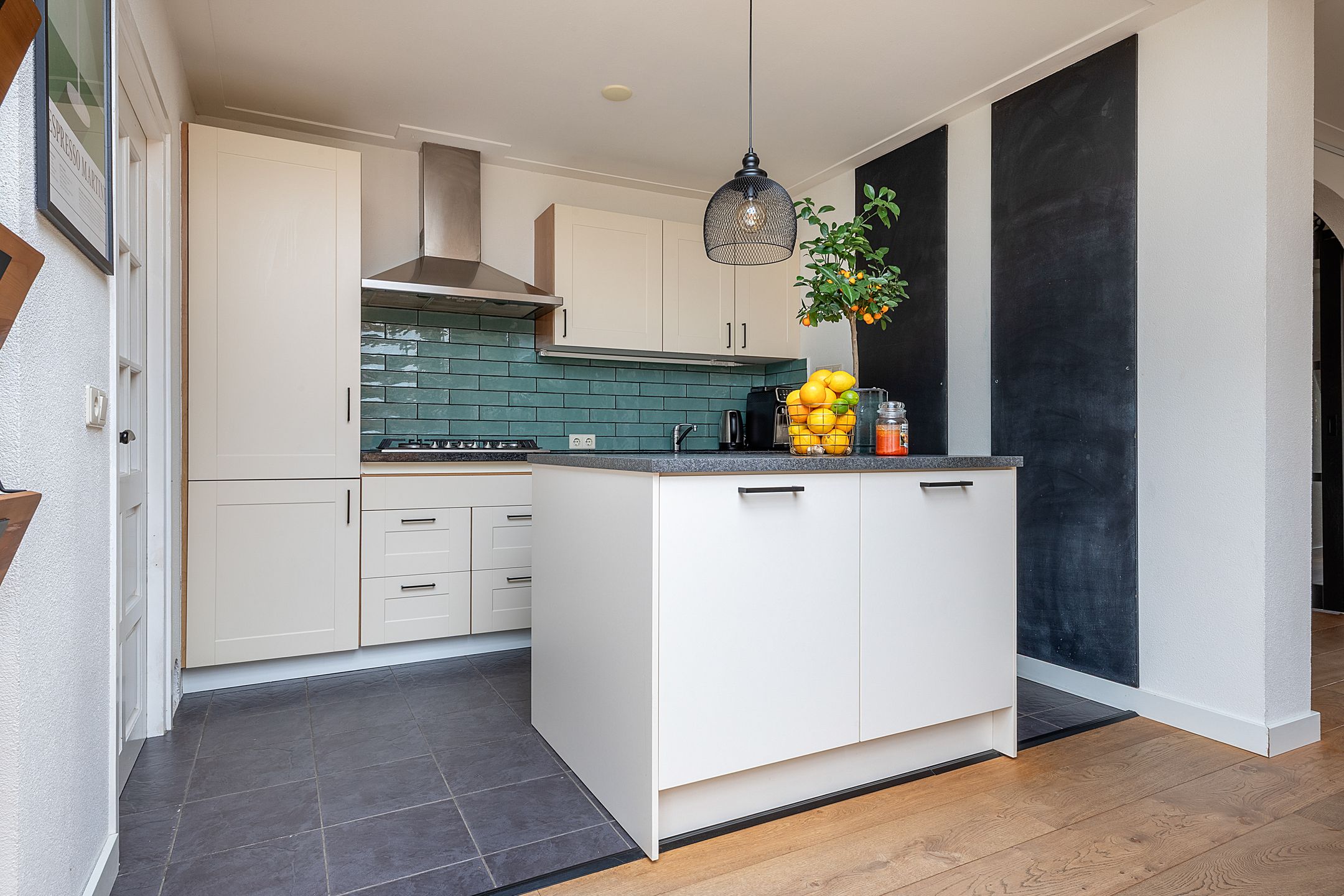 Foto 9 van Valkstraat 11