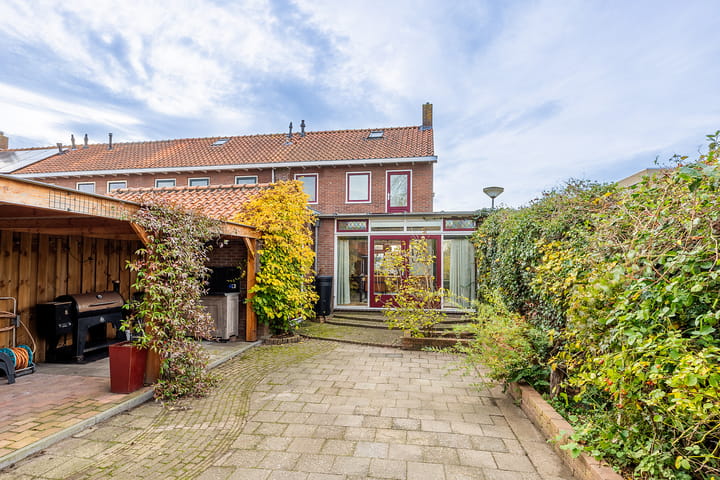 Photo 15 of Valkstraat 11