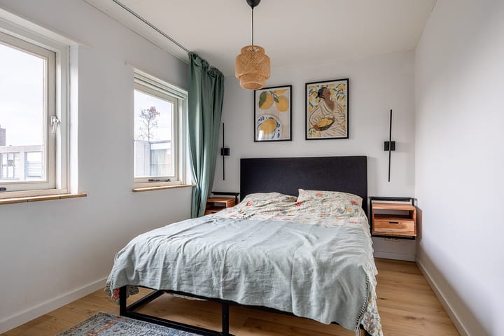 Photo 21 of Valkstraat 11