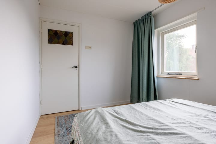 Photo 22 of Valkstraat 11