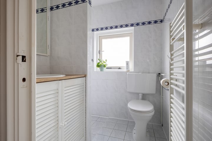 Photo 28 of Valkstraat 11