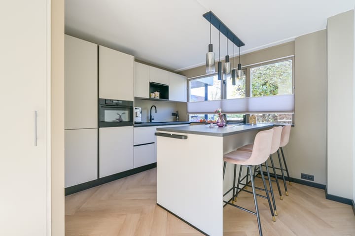 Foto 4 van Almereweg 17