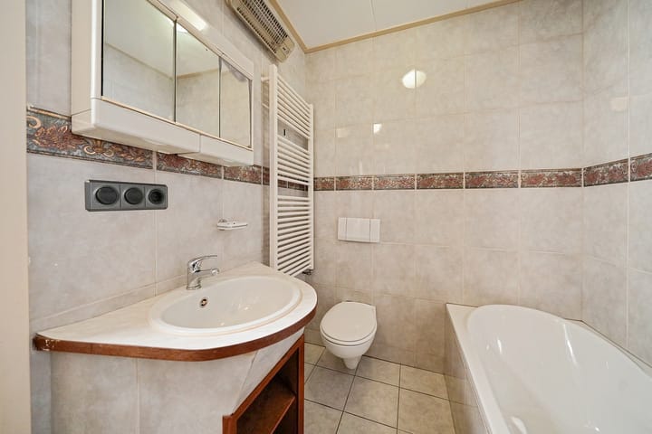 Photo 17 of Kogerstraat 59-A