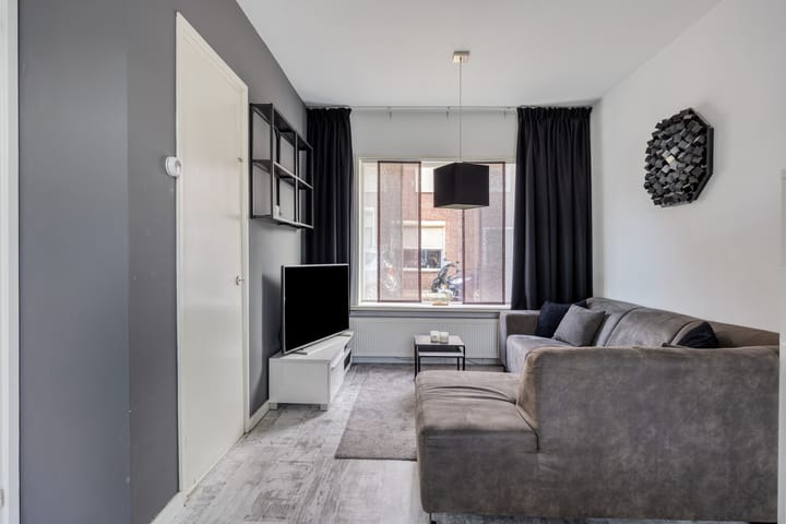 Foto 4 van Valkenierstraat 7