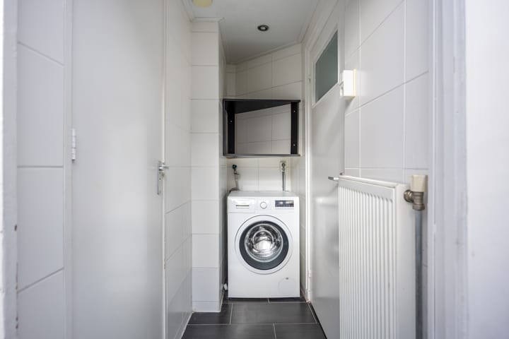 Foto 13 van Valkenierstraat 7