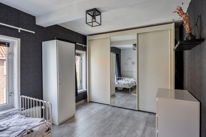 Foto 19 van Valkenierstraat 7