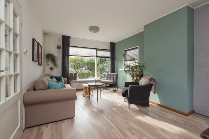 Photo 3 of Meidoornstraat 2