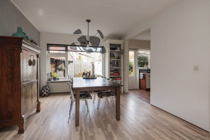 Photo 9 of Meidoornstraat 2