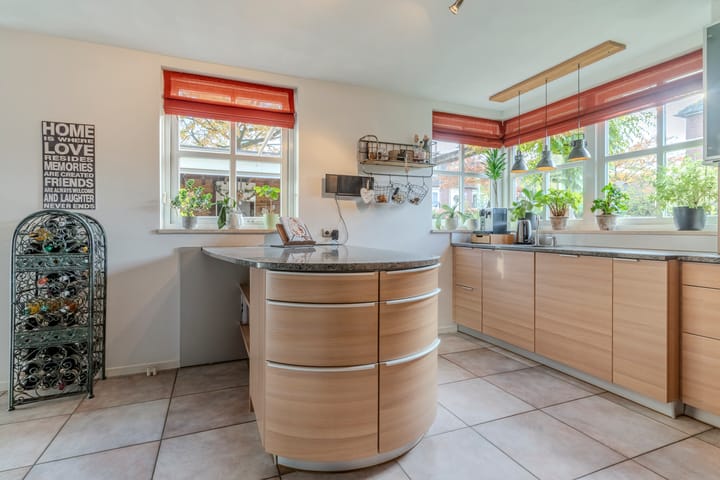 Photo 2 of Tweerijten 12