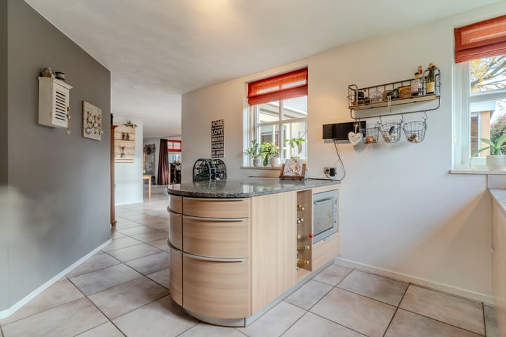 Photo 20 of Tweerijten 12