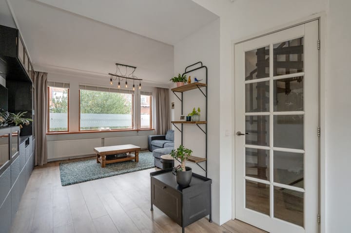 Photo 7 of van der Palmstraat 9