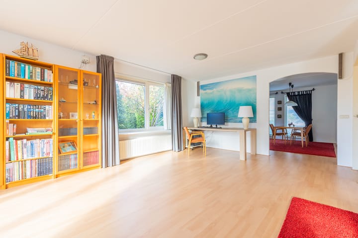 Foto 11 van Dragon 8