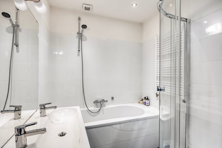 Photo 21 of Van Swindenstraat 223