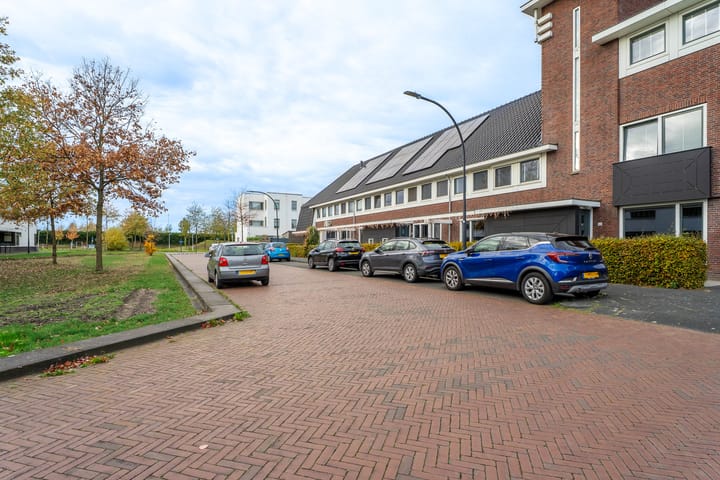 Photo 2 of Varsseveldstraat 143